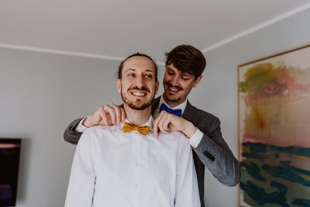 gelbe Fliege Hochzeit