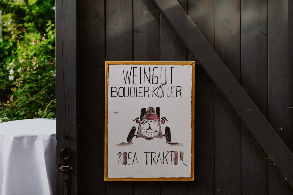rosa Traktor Weingut Boudier Koeller