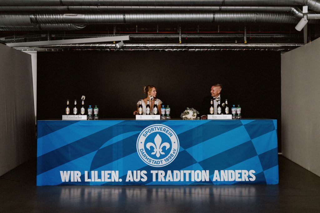 Hochzeitsfotos Böllenfalltor Darmstadt