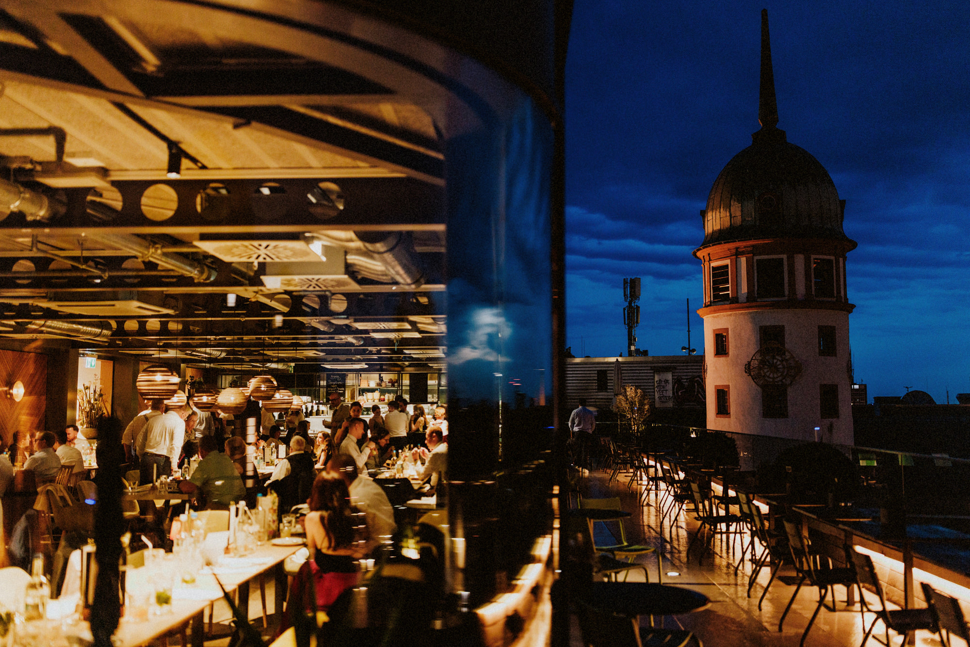 Obendrüber Darmstadt nachts